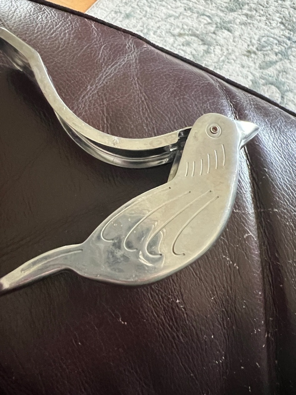 Silver Bird-Shaped garlic press